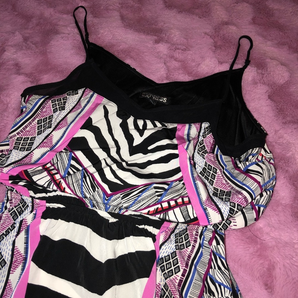 Pattern Express Dress - Picture 4 of 6